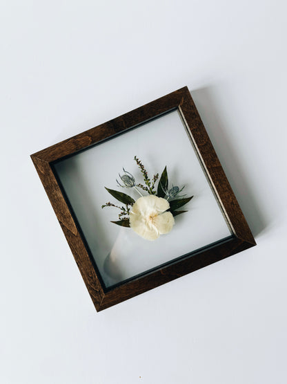 8x8 Boutonnière