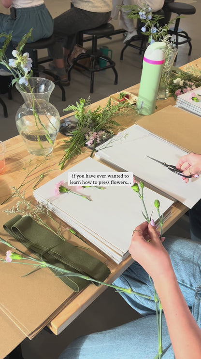 Autumn Flower Pressing Workshop
